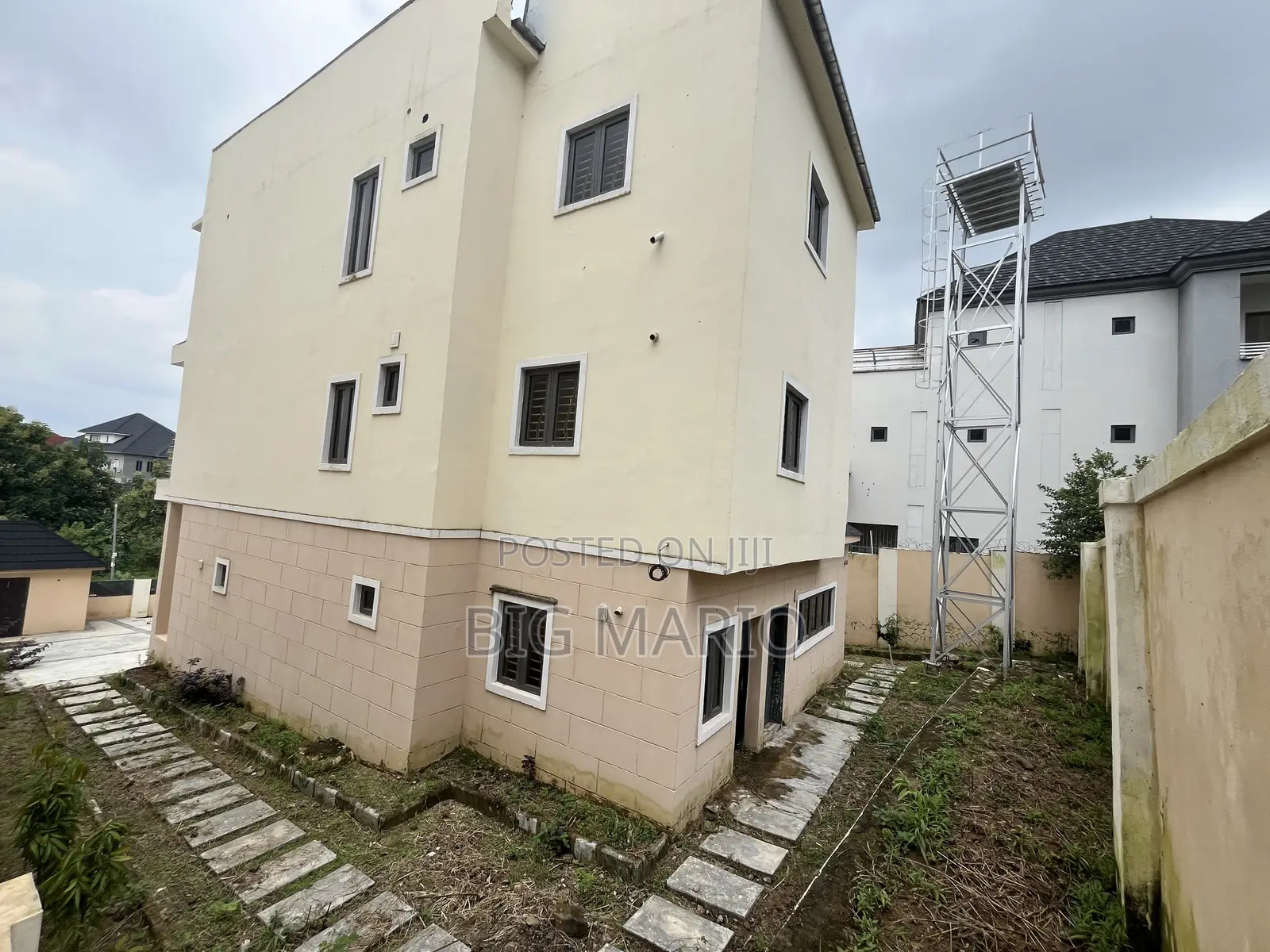 4bdrm Duplex in Guzape Main for sale