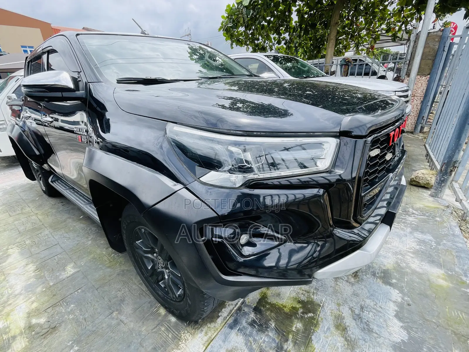 Toyota Hilux Revo Smart Cab Petrol 2.7 RWD 2022 Black