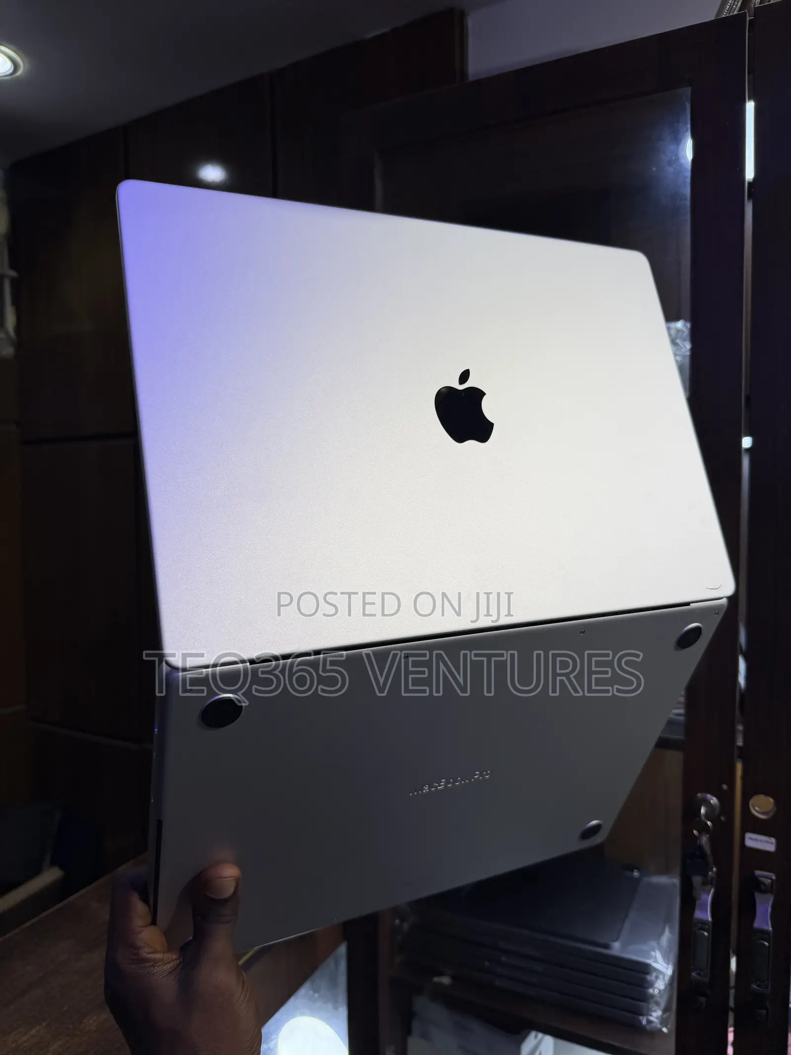 Laptop Apple MacBook Pro 2023 M3 36GB Apple M3 Max SSD 1T