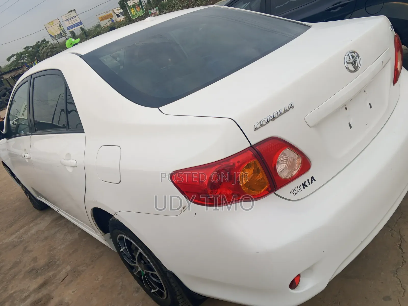 Toyota Corolla 2009 White
