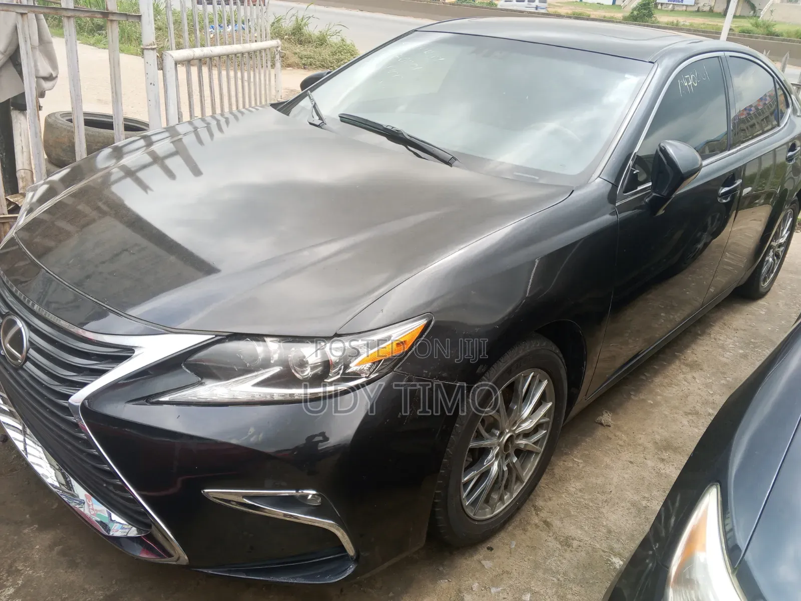 Lexus ES 2016 Black