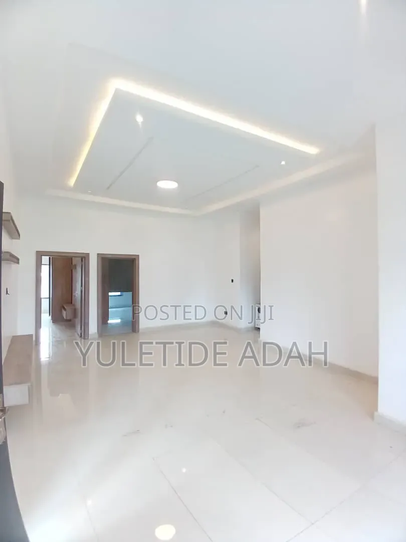 2bdrm Block of Flats in Wuye for rent