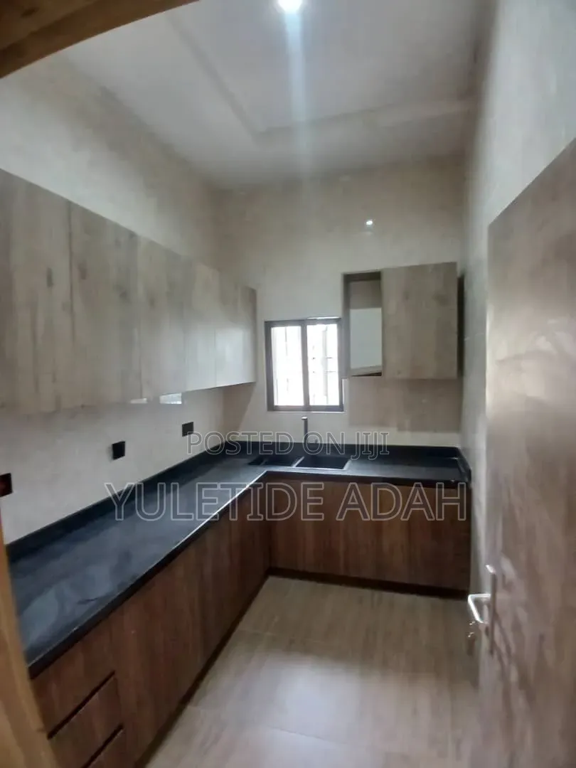 2bdrm Block of Flats in Wuye for rent