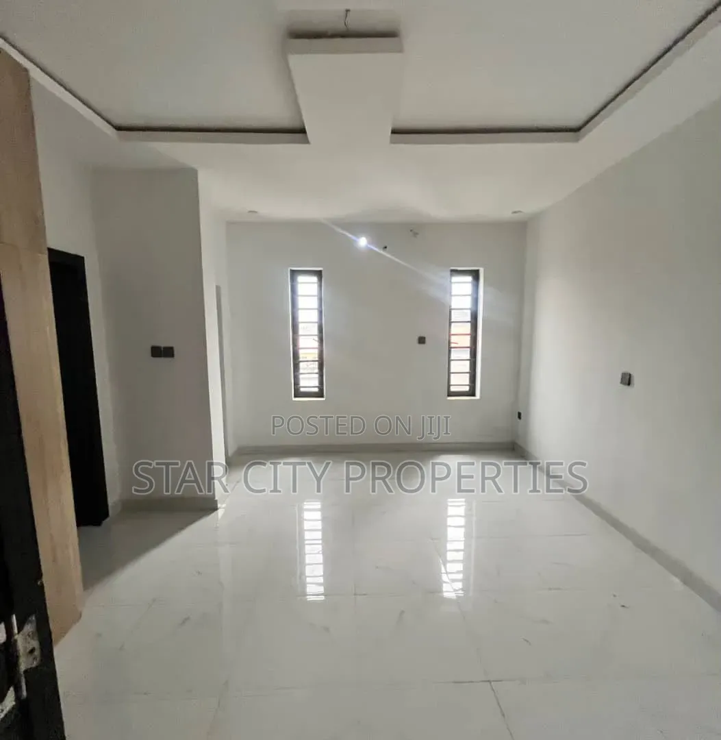 4bdrm Townhouse / Terrace in Olowora, GRA Phase 1 for rent