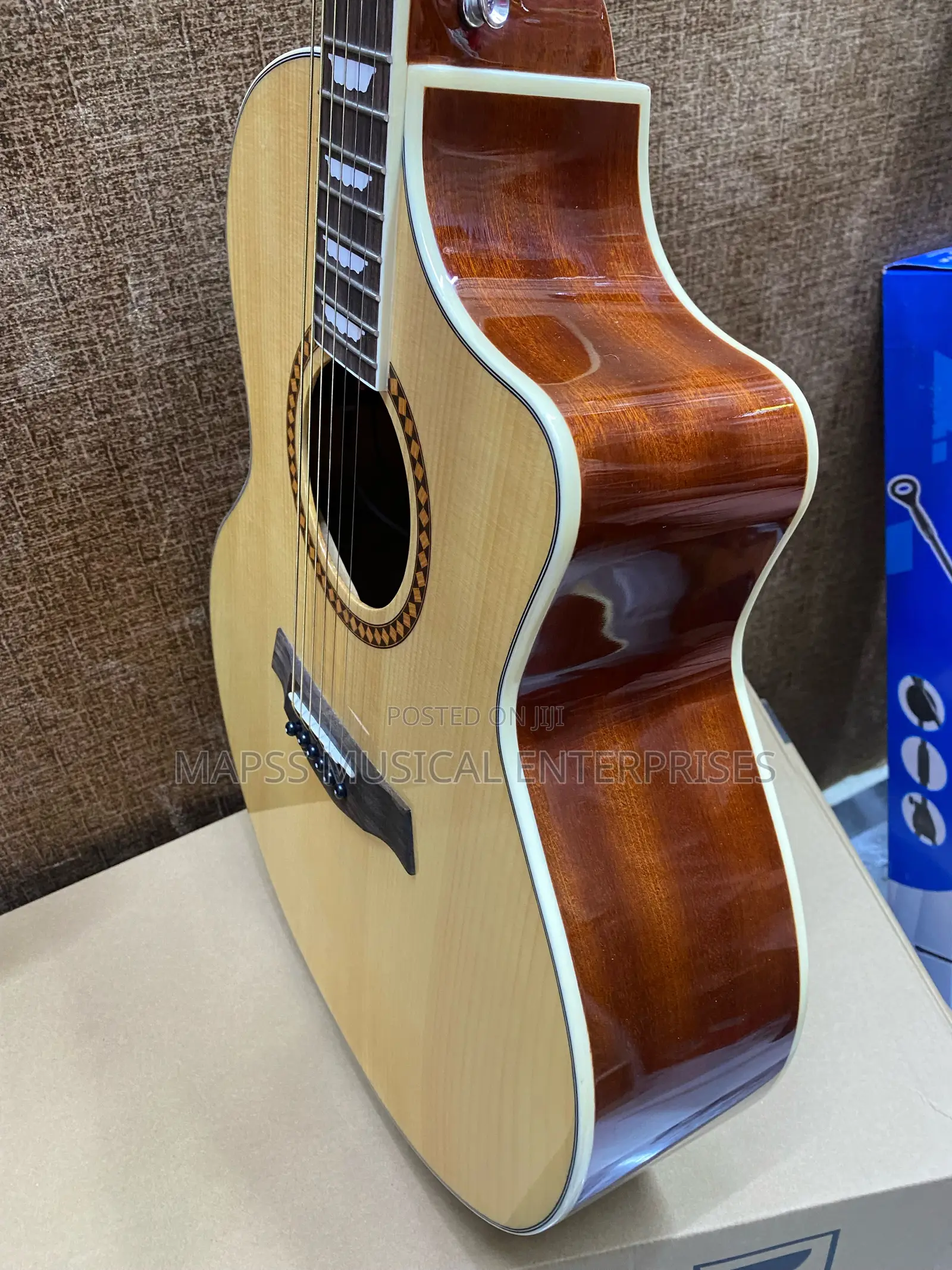 Takla 41-Inch Semi-Acoustic Electro Guitar