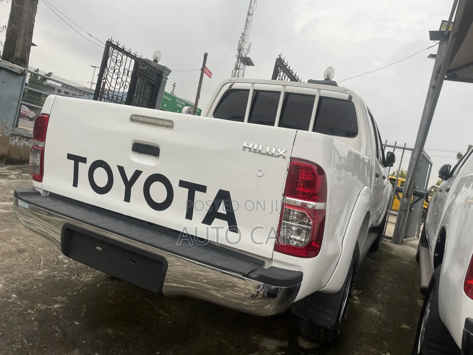 Toyota Hilux 3.0 D-4D 4x4 2013 White