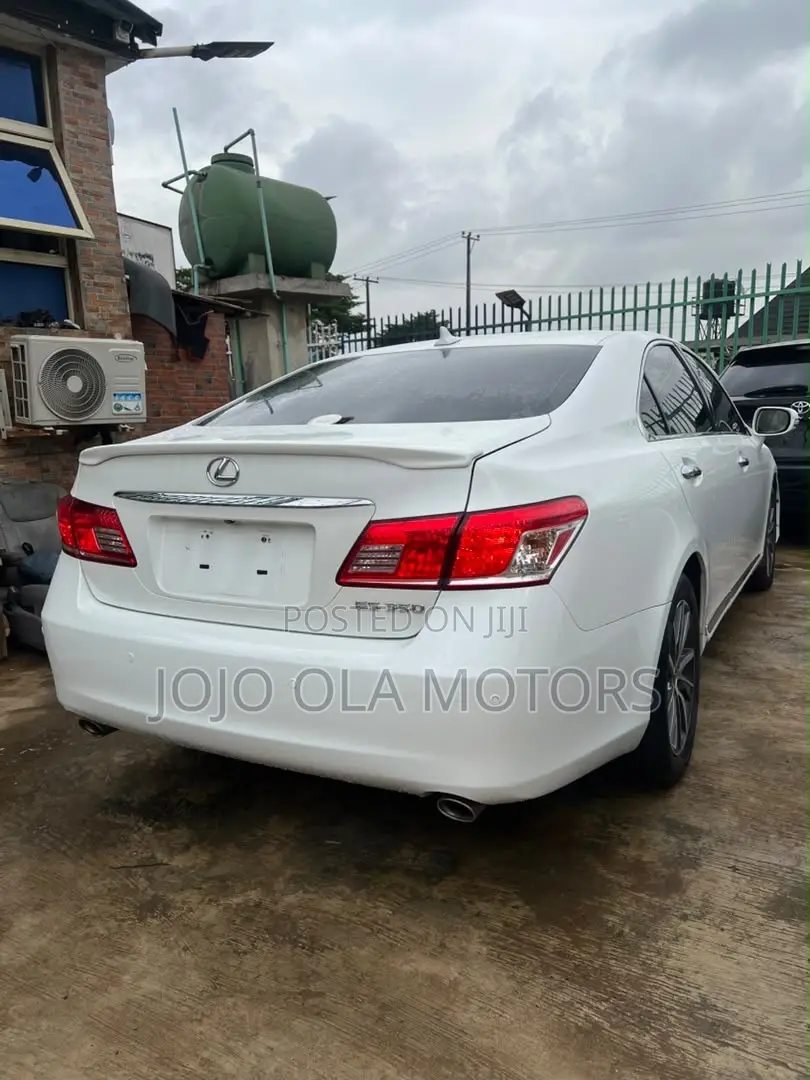 Lexus ES 350 2012 White