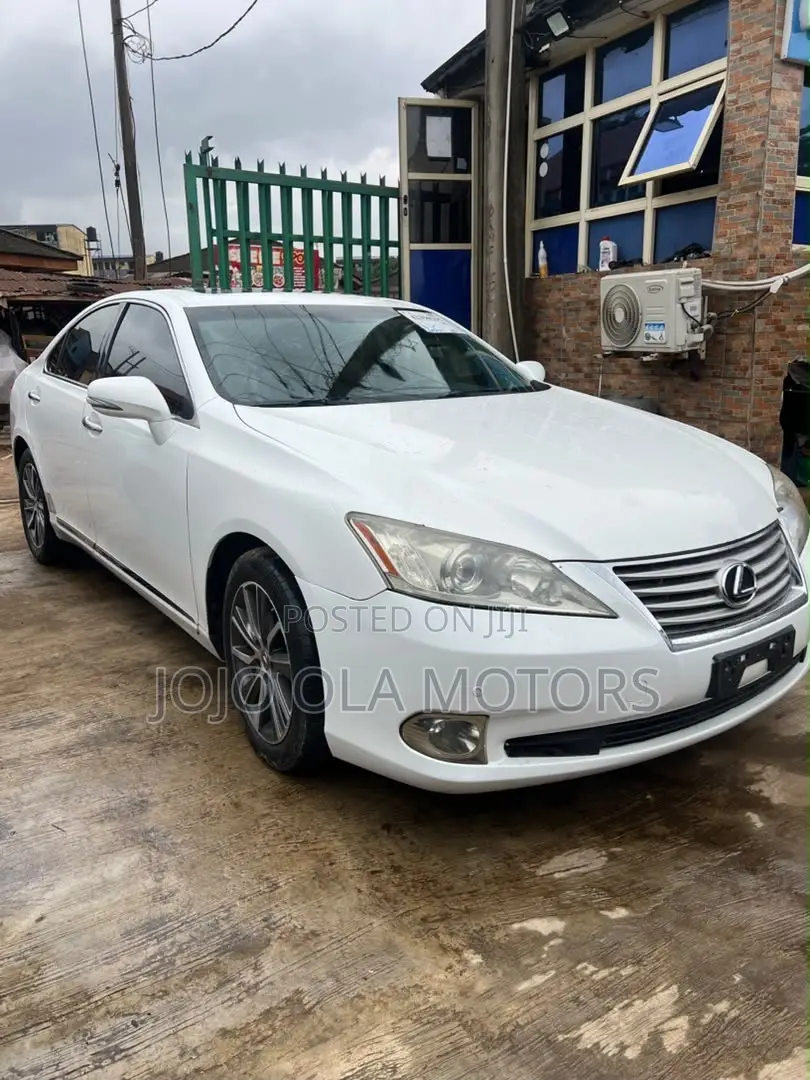 Lexus ES 350 2012 White