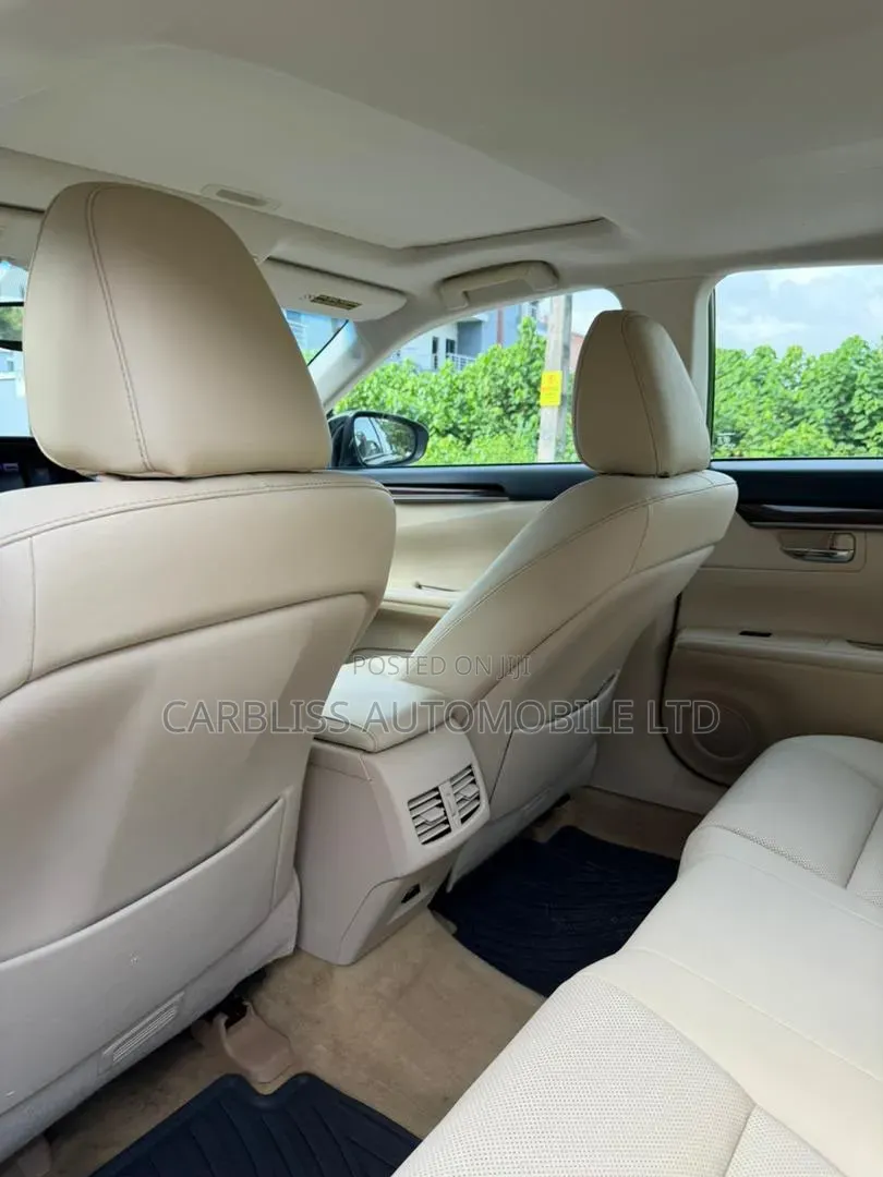 Lexus ES 350 FWD 2014 Gray