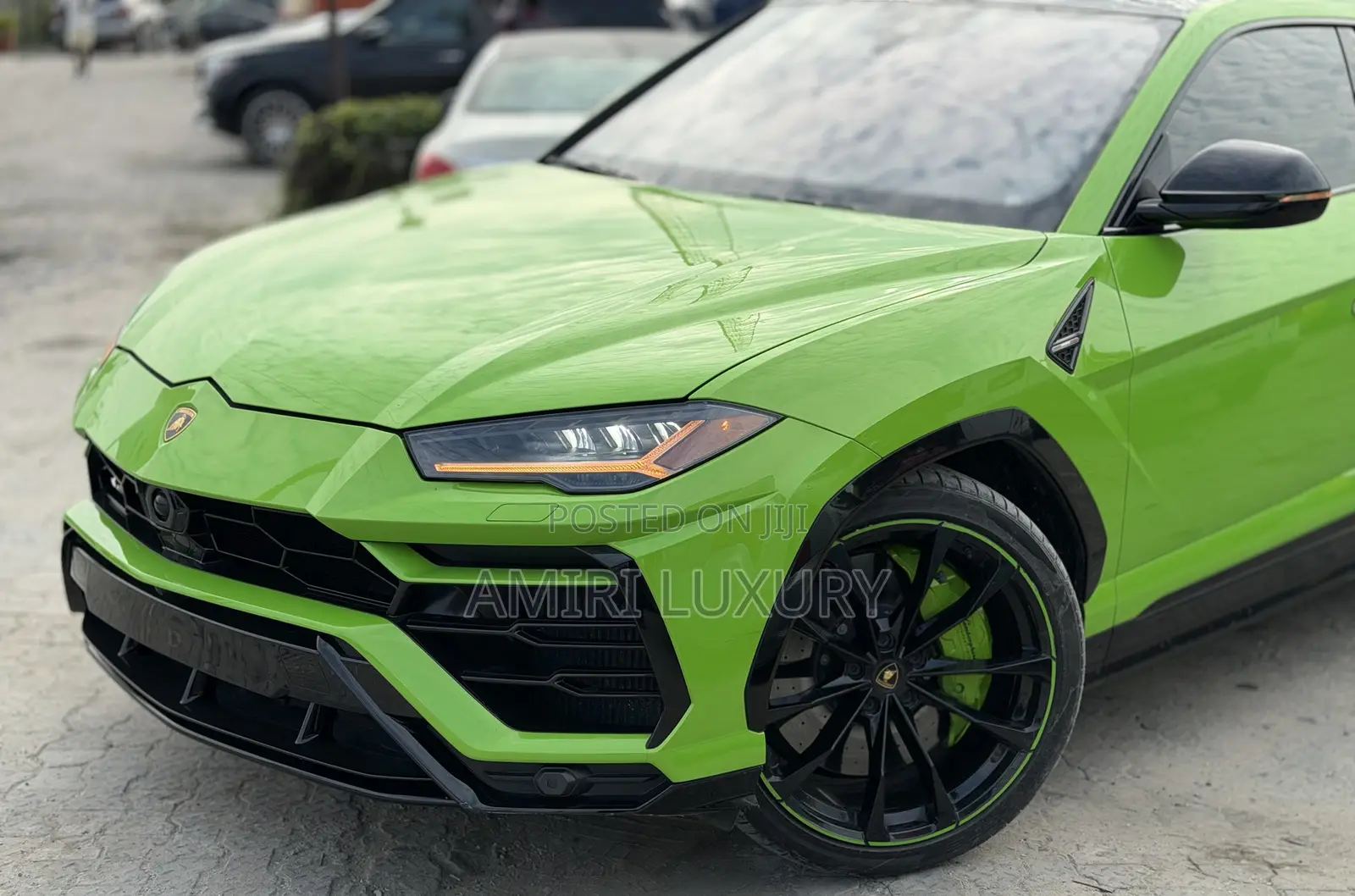 Lamborghini Urus 2022 Green