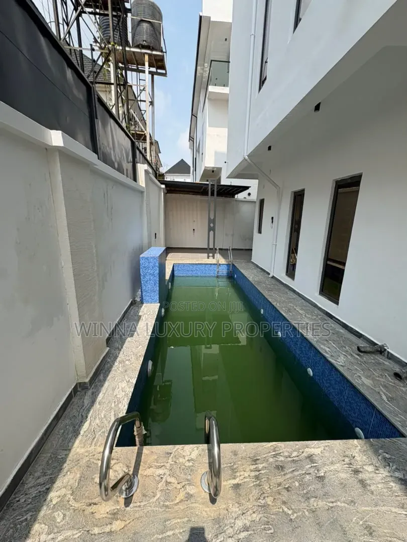 6bdrm Duplex in Apo Resettlement for sale