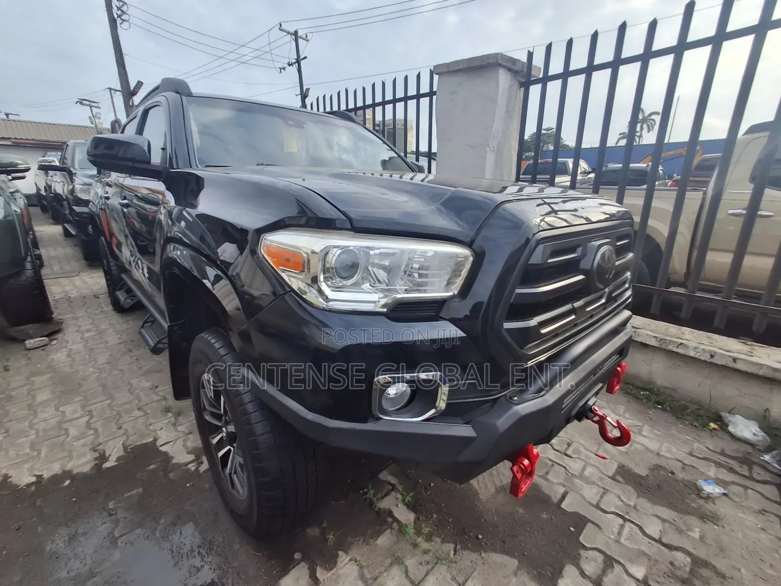 Toyota Hilux 2018 Black