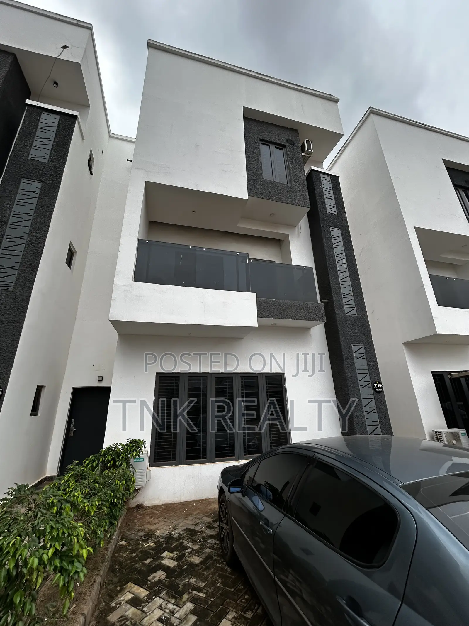 Furnished 4bdrm Townhouse / Terrace in Mabushi for rent