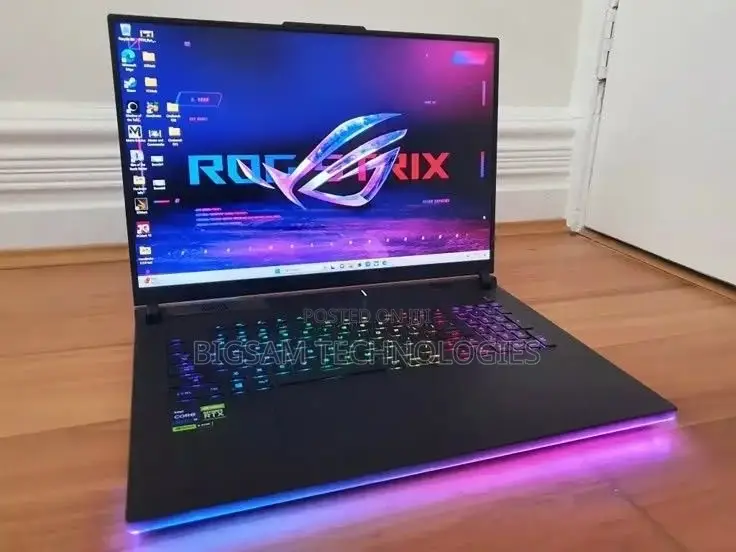 New Laptop Asus ROG Zephyrus G16 32GB Intel Core i9 SSD 1T