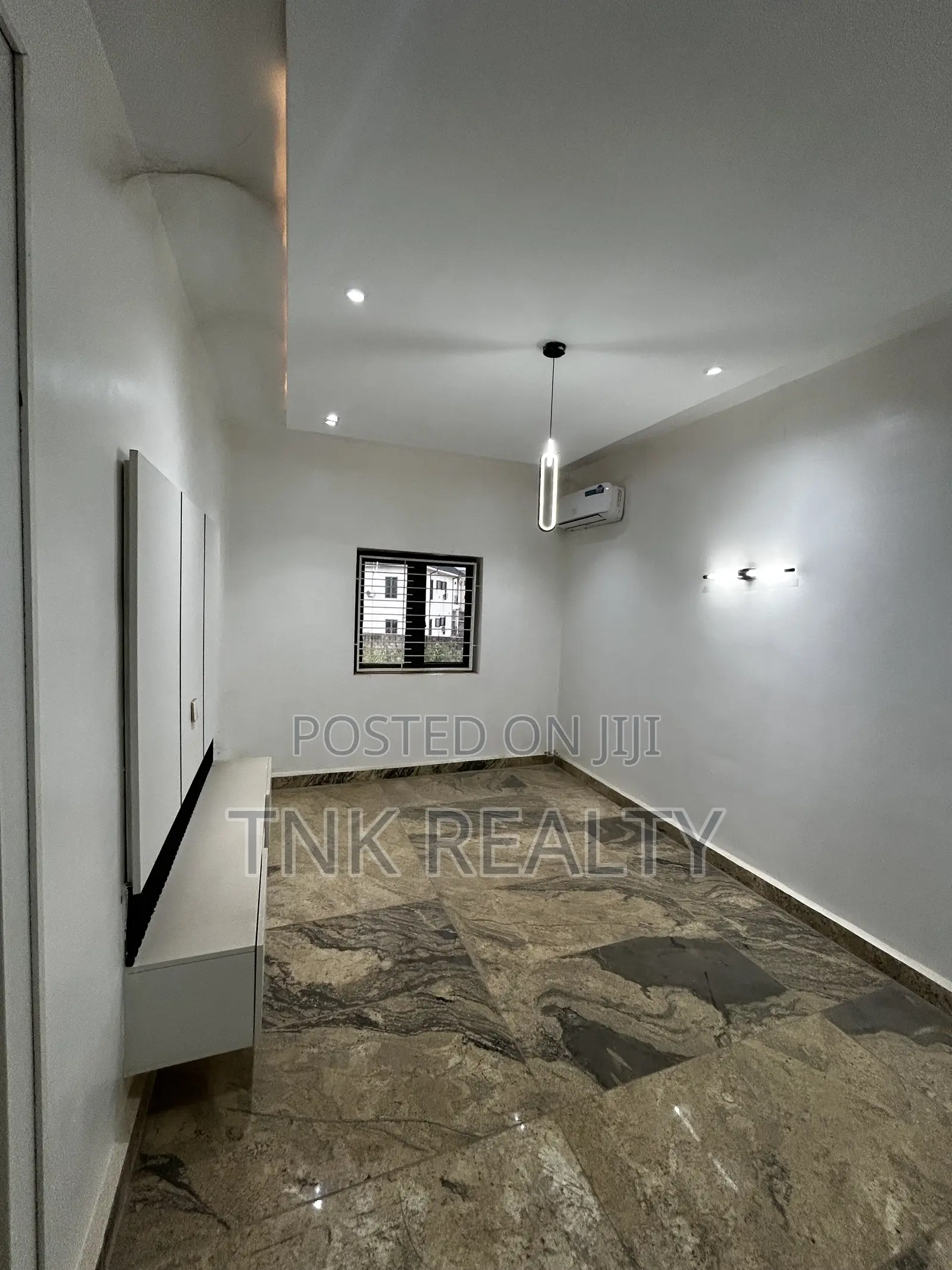 Furnished 4bdrm Townhouse / Terrace in Mabushi for rent