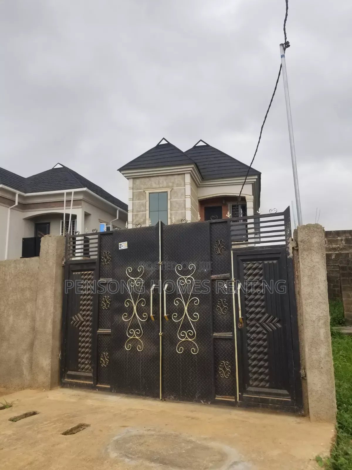 2bdrm Duplex in Makogi Estate, Lekki Expressway for sale