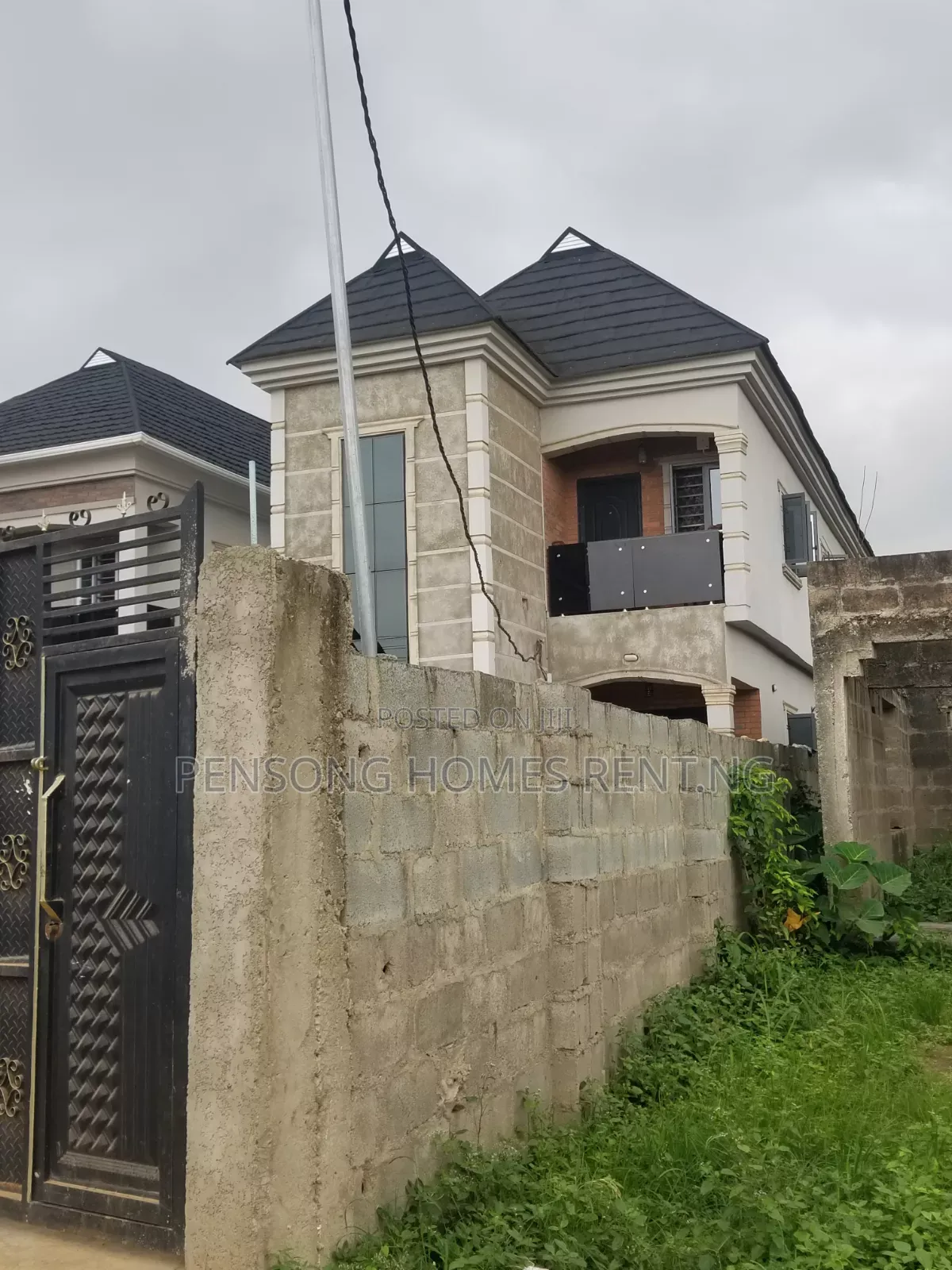 2bdrm Duplex in Makogi Estate, Lekki Expressway for sale