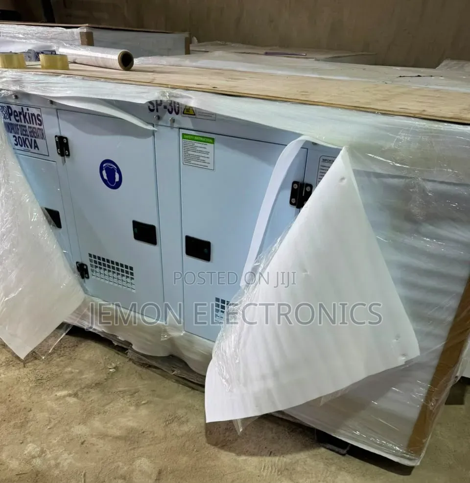 Powerful 30KVA Perkins Soundproof Diesel Generator