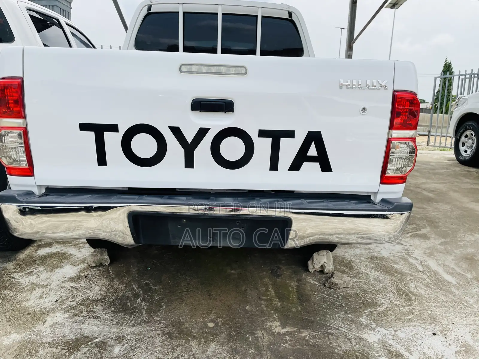 Toyota Hilux 3.0 D-4D 4x4 2015 White