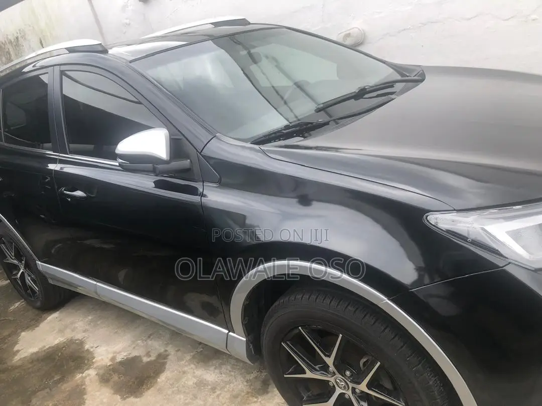 Toyota RAV4 Limited AWD (2.5L 4cyl 6A) 2016 Black