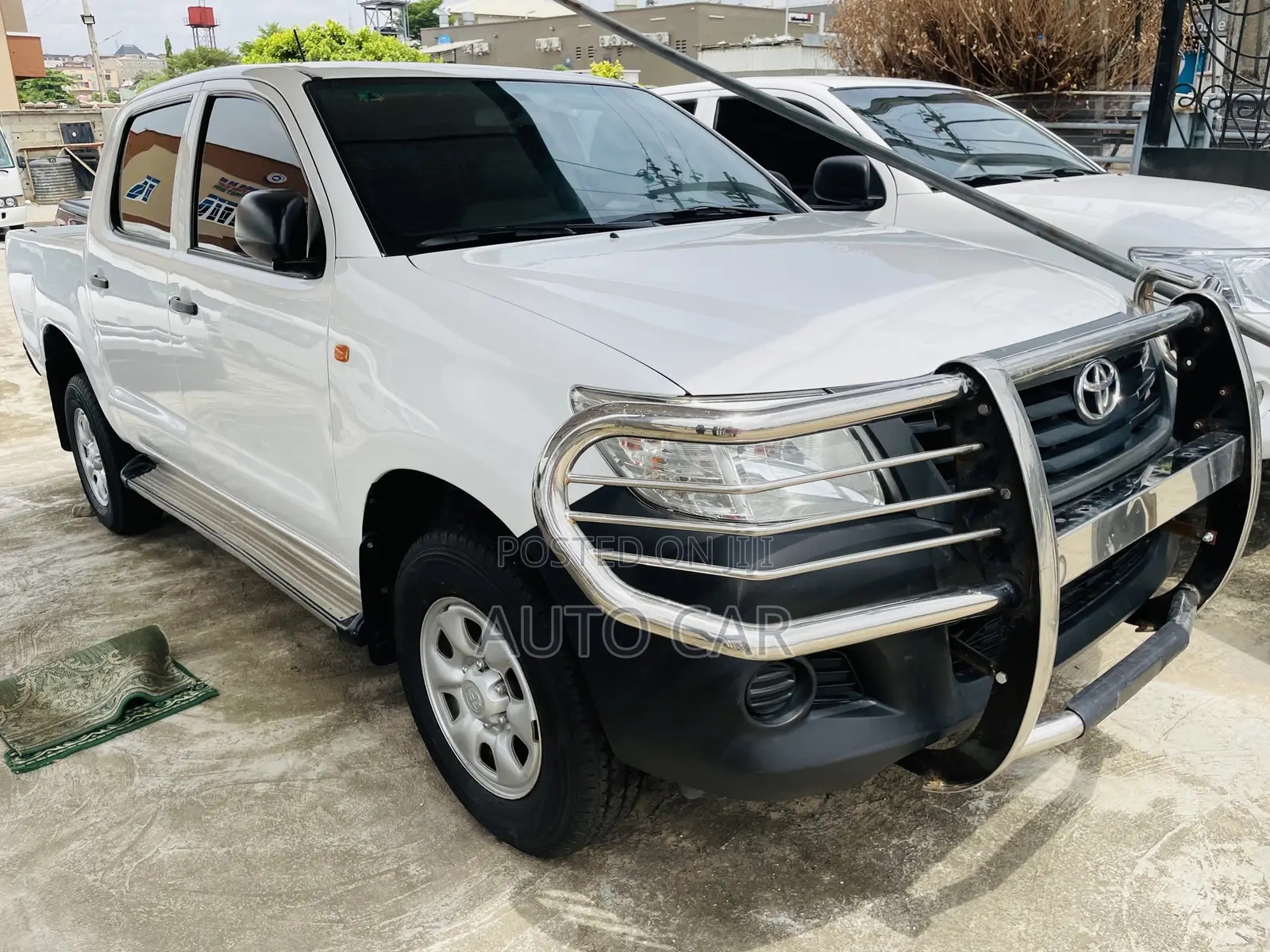 Toyota Hilux 3.0 D-4D 4x4 2015 White