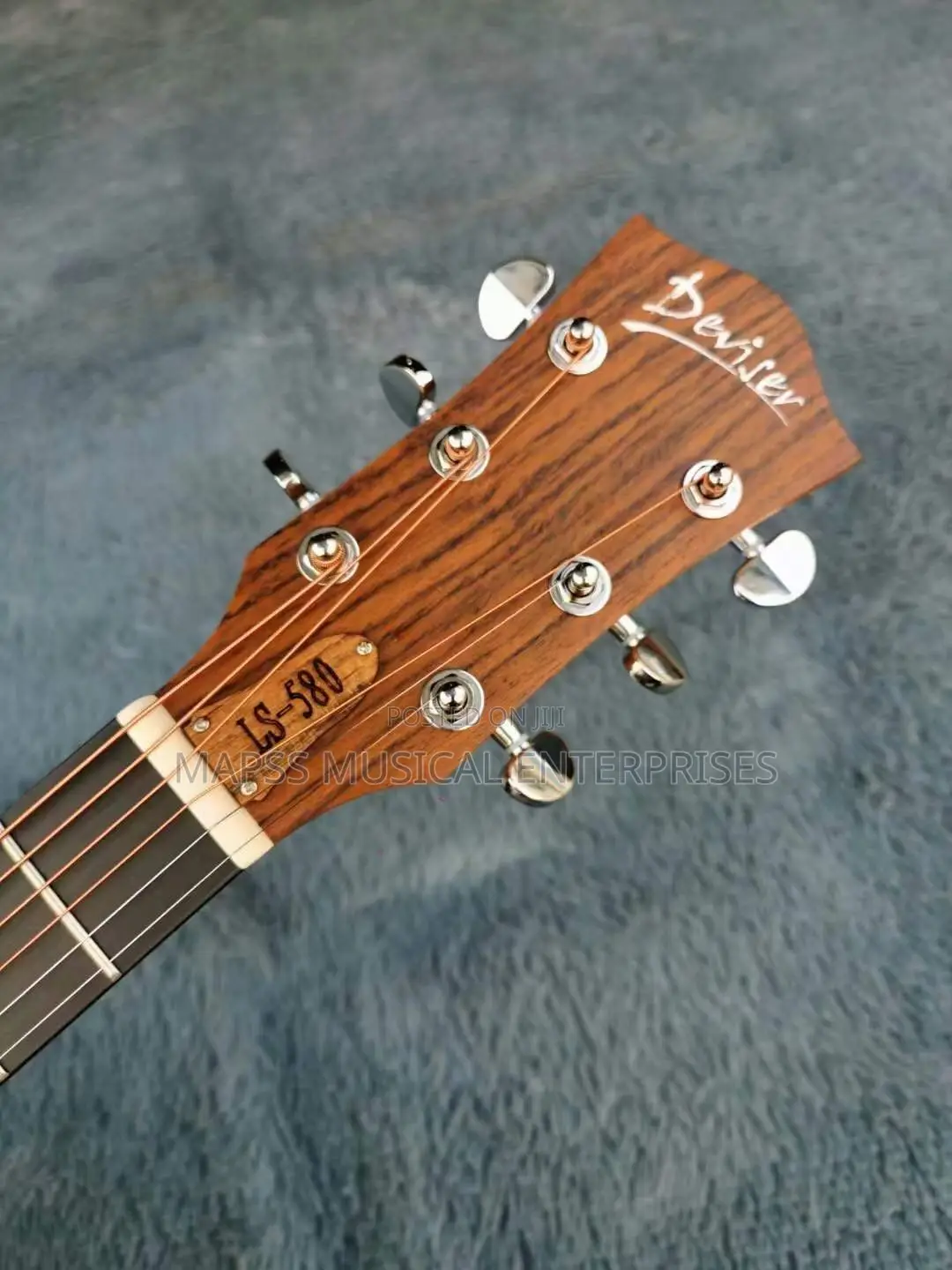 Deviser LS-580 40-Inch Cutaway Semi Acoustic Guitar