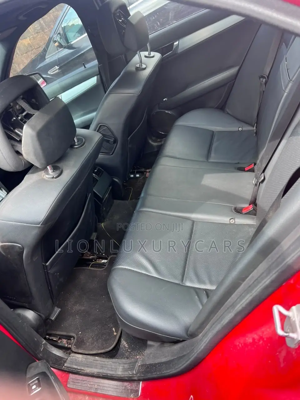 Mercedes-Benz C300 2008 Red