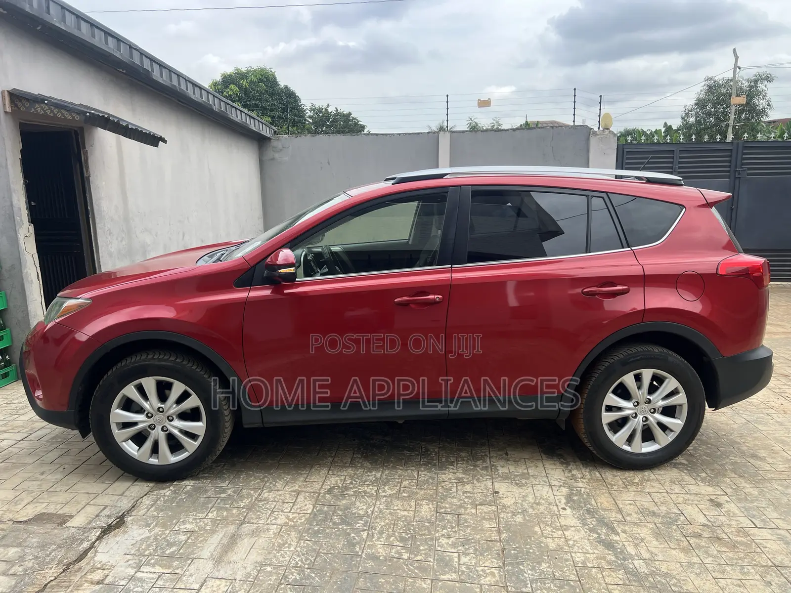 Toyota RAV4 Limited 4dr SUV AWD (2.5L 4cyl 6A) 2015 Red