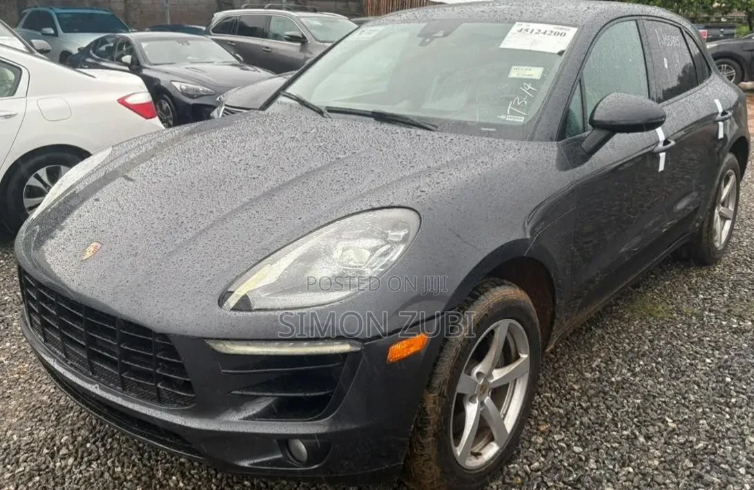Porsche Macan Sport Edition 2018 Black
