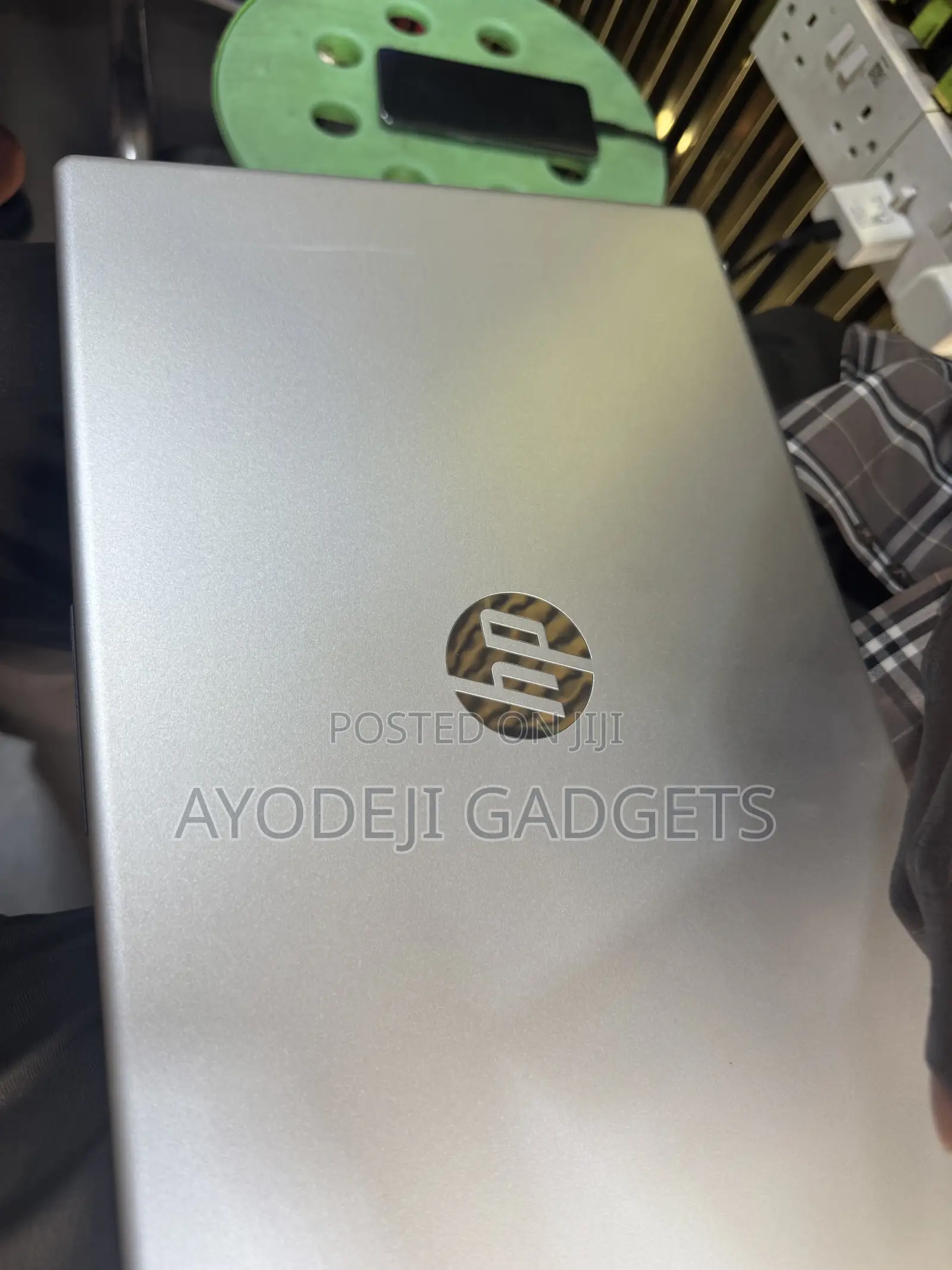 New Laptop HP 250 G10 8GB Intel Core i5 SSD 512GB
