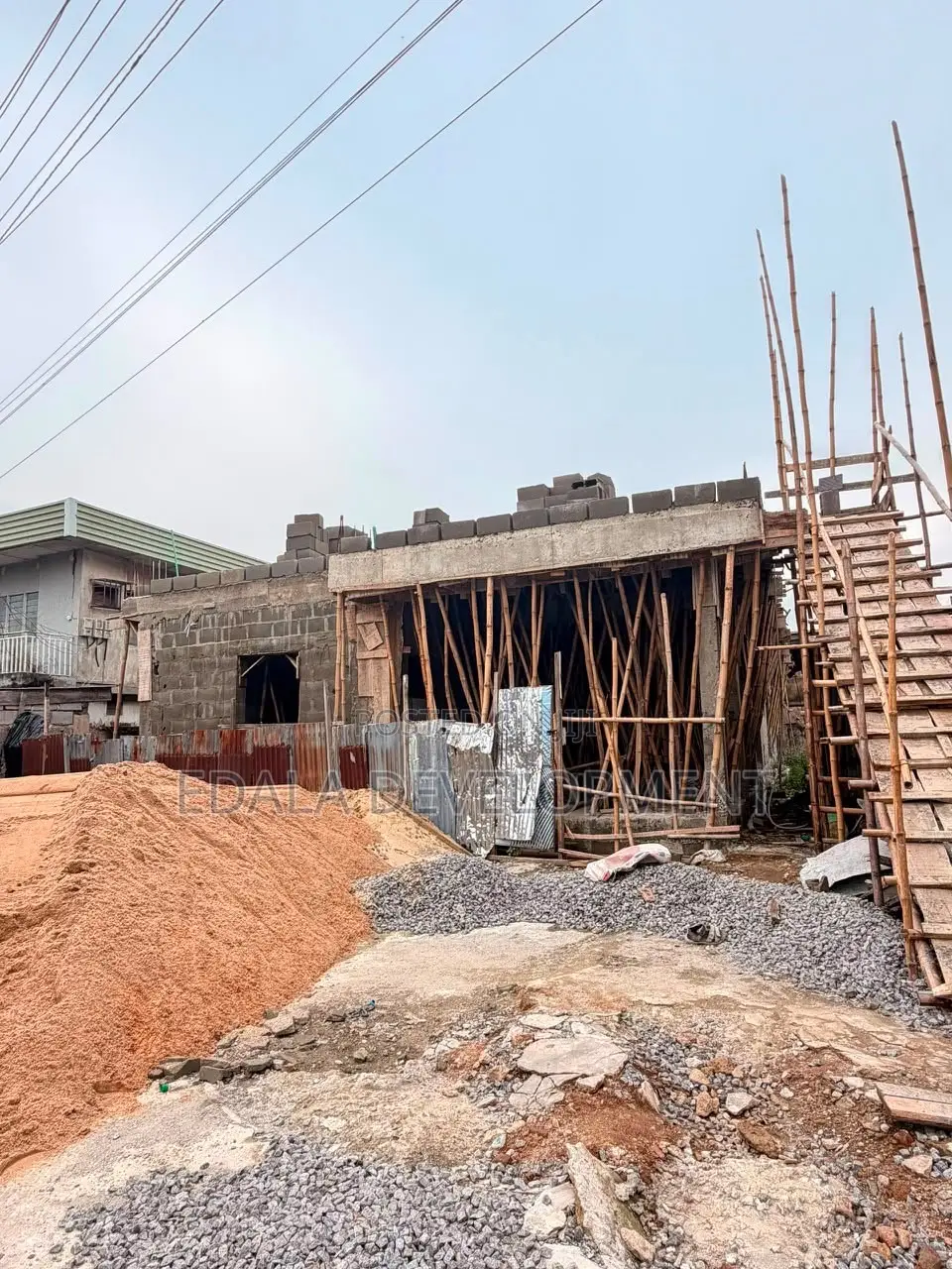 2bdrm Apartment in Alausa for sale