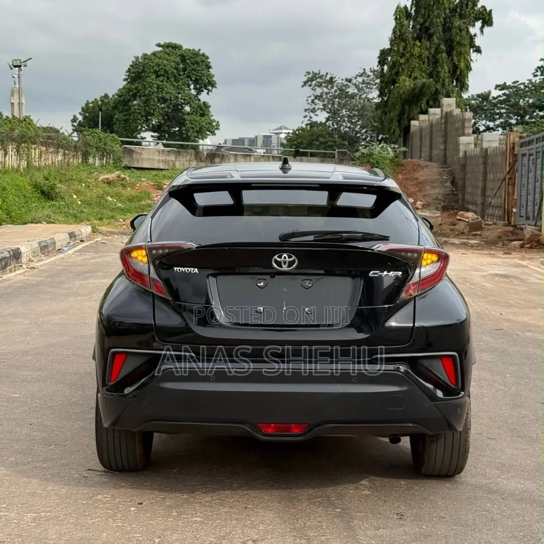 Toyota C-HR 2018 Black