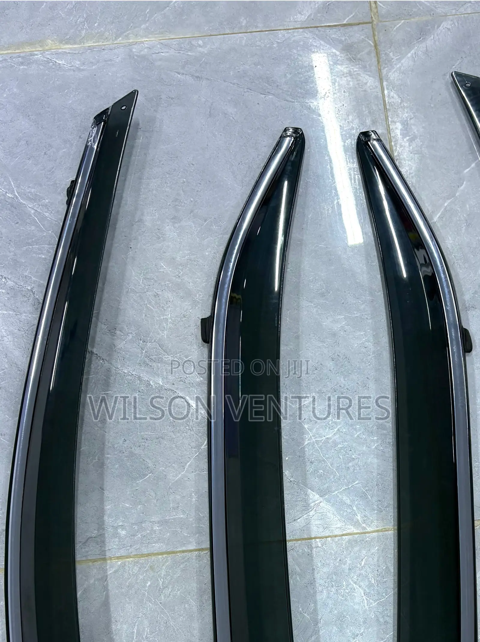 Original Glass 2007-2011 Toyota Sunshade/Rain Shield Visor