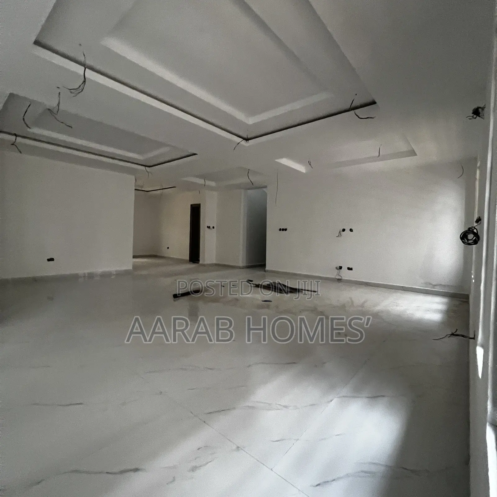 5bdrm Duplex in Gwarinpa for sale