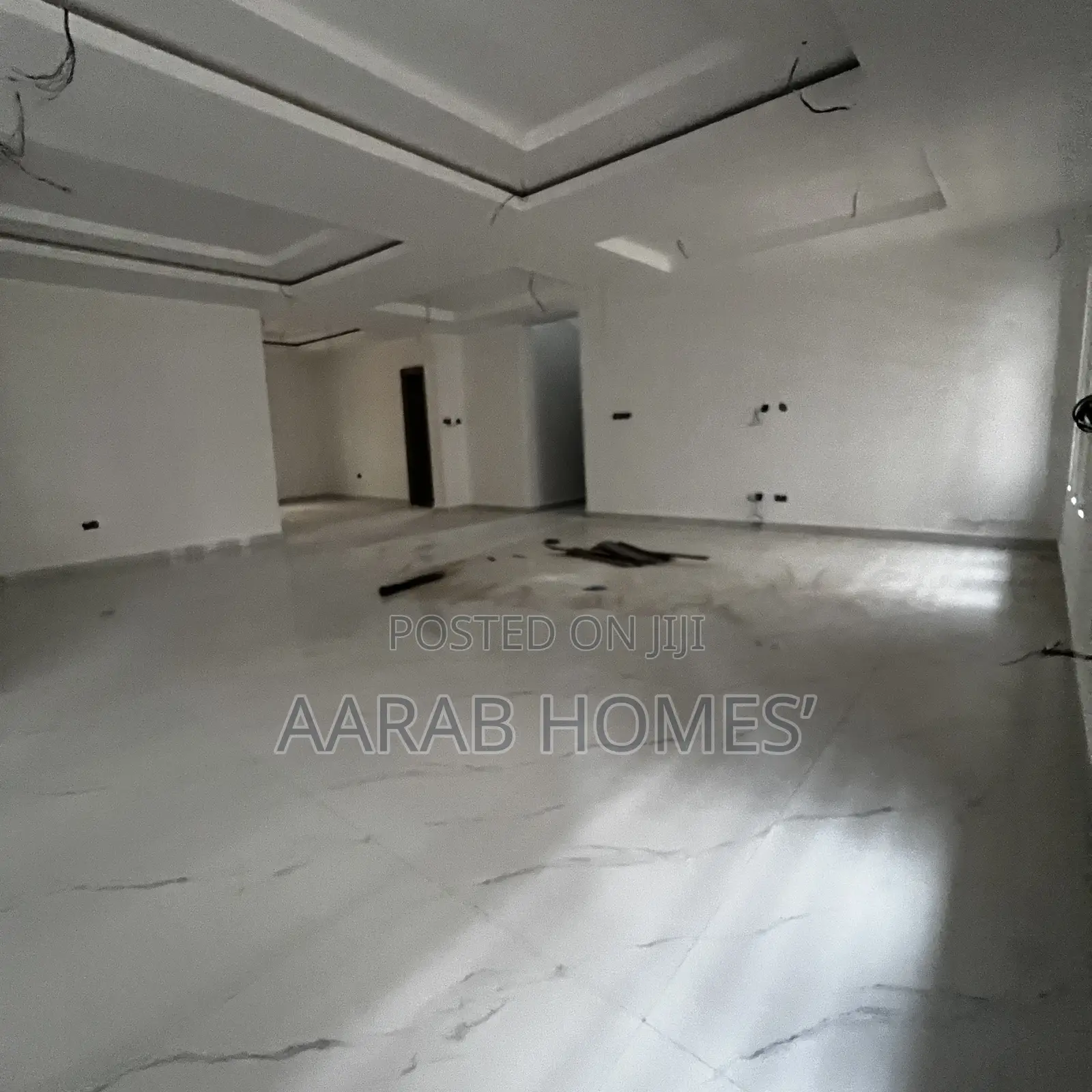 5bdrm Duplex in Gwarinpa for sale
