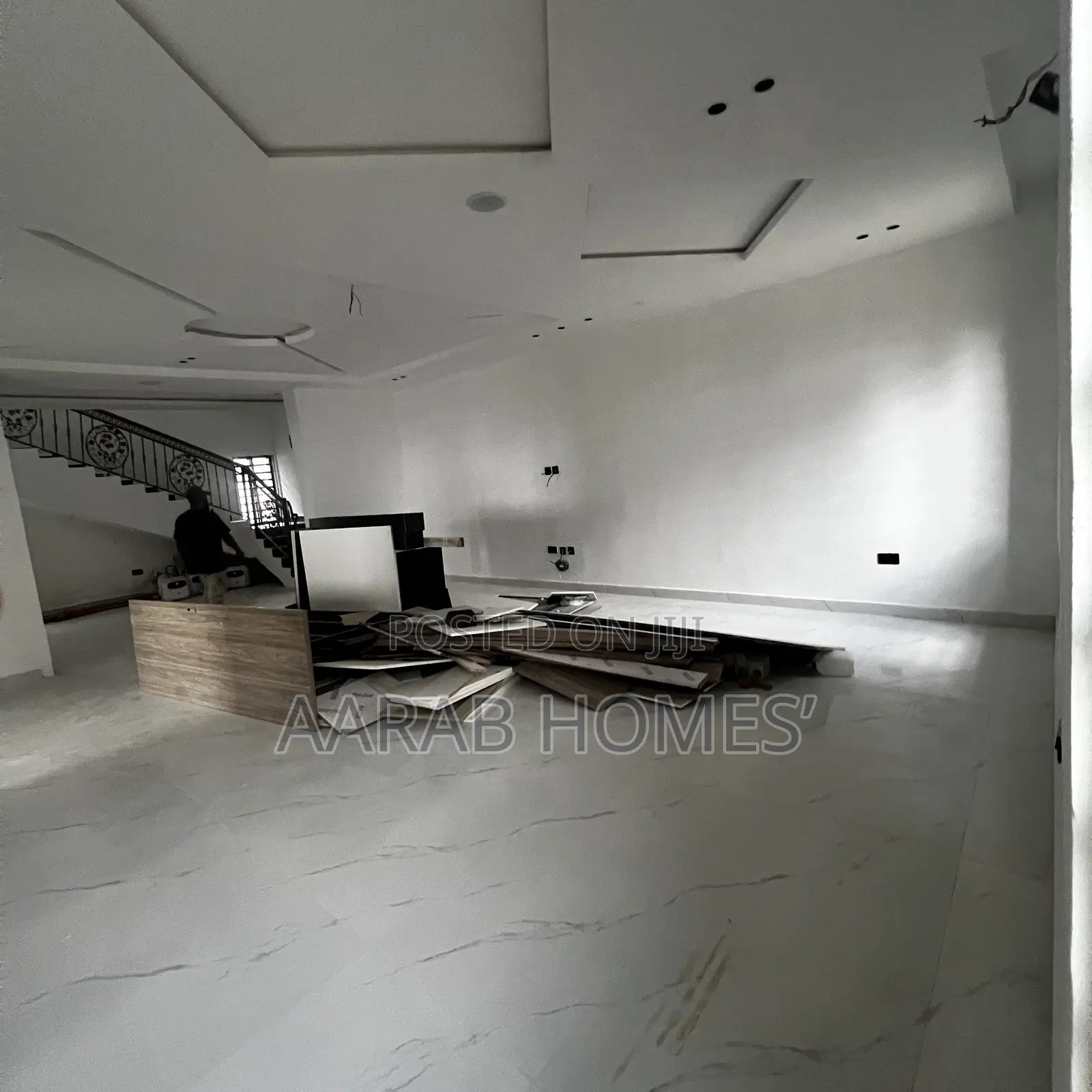 6bdrm Duplex in Gwarinpa for sale