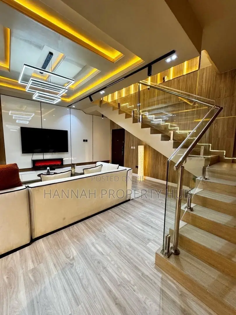 Book Our Luxe 4bedroom Waterfront Penthouse Duplex