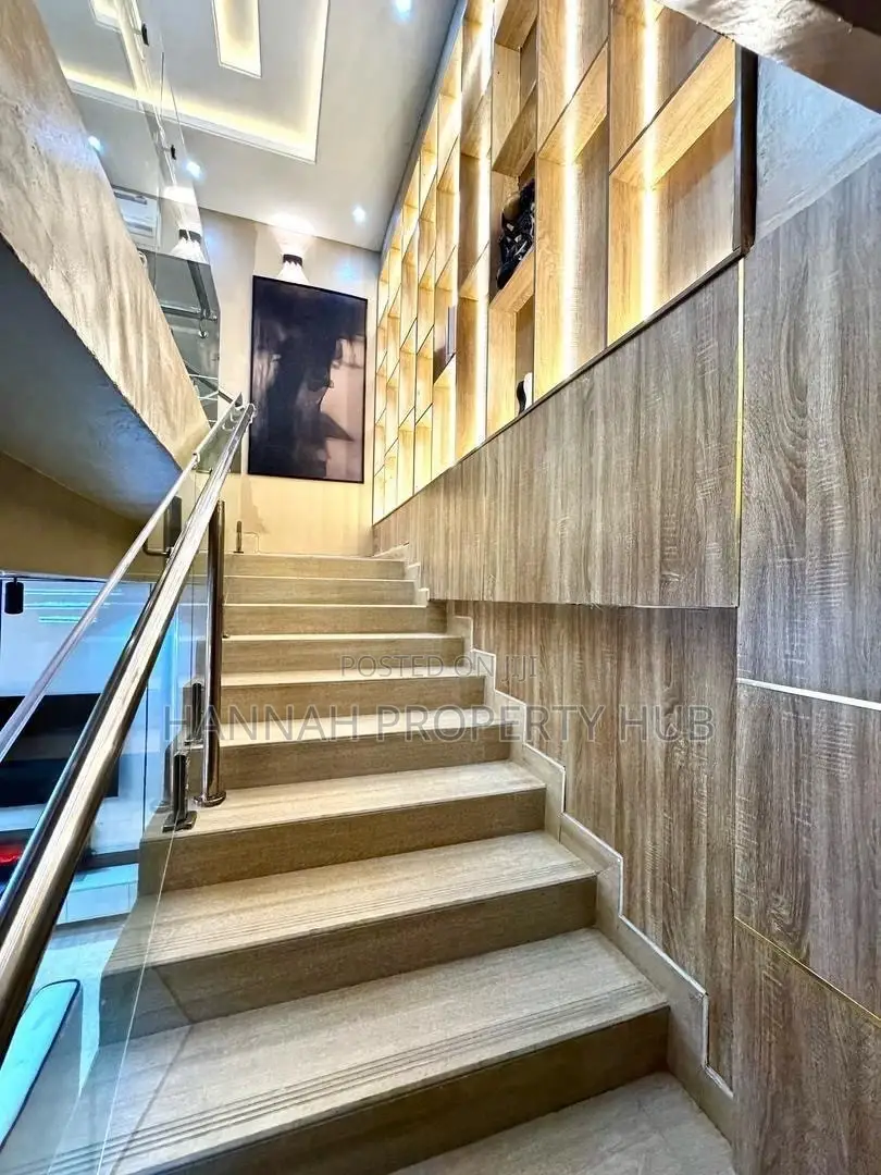 Book Our Luxe 4bedroom Waterfront Penthouse Duplex