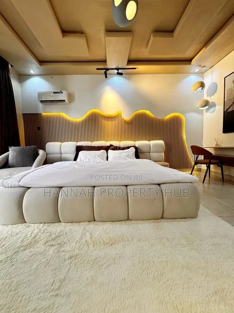 Book Our Luxe 4bedroom Waterfront Penthouse Duplex