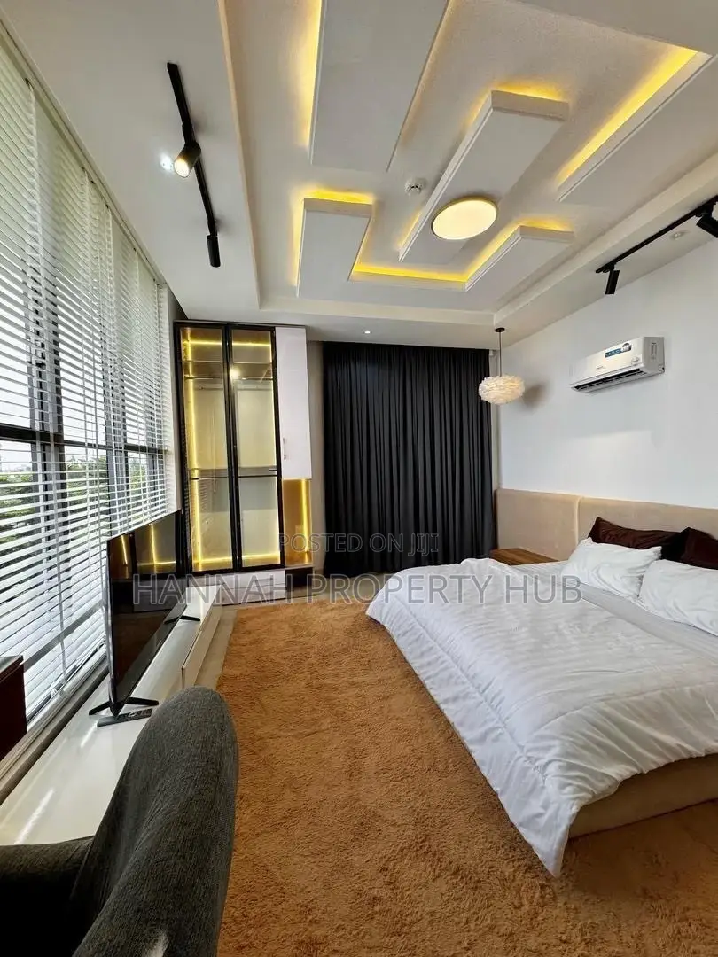Book Our Luxe 4bedroom Waterfront Penthouse Duplex