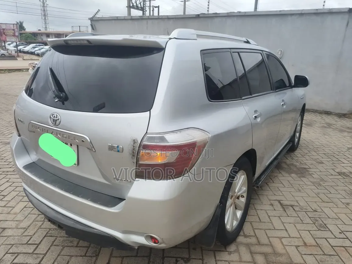 Toyota Highlander 2008 Silver