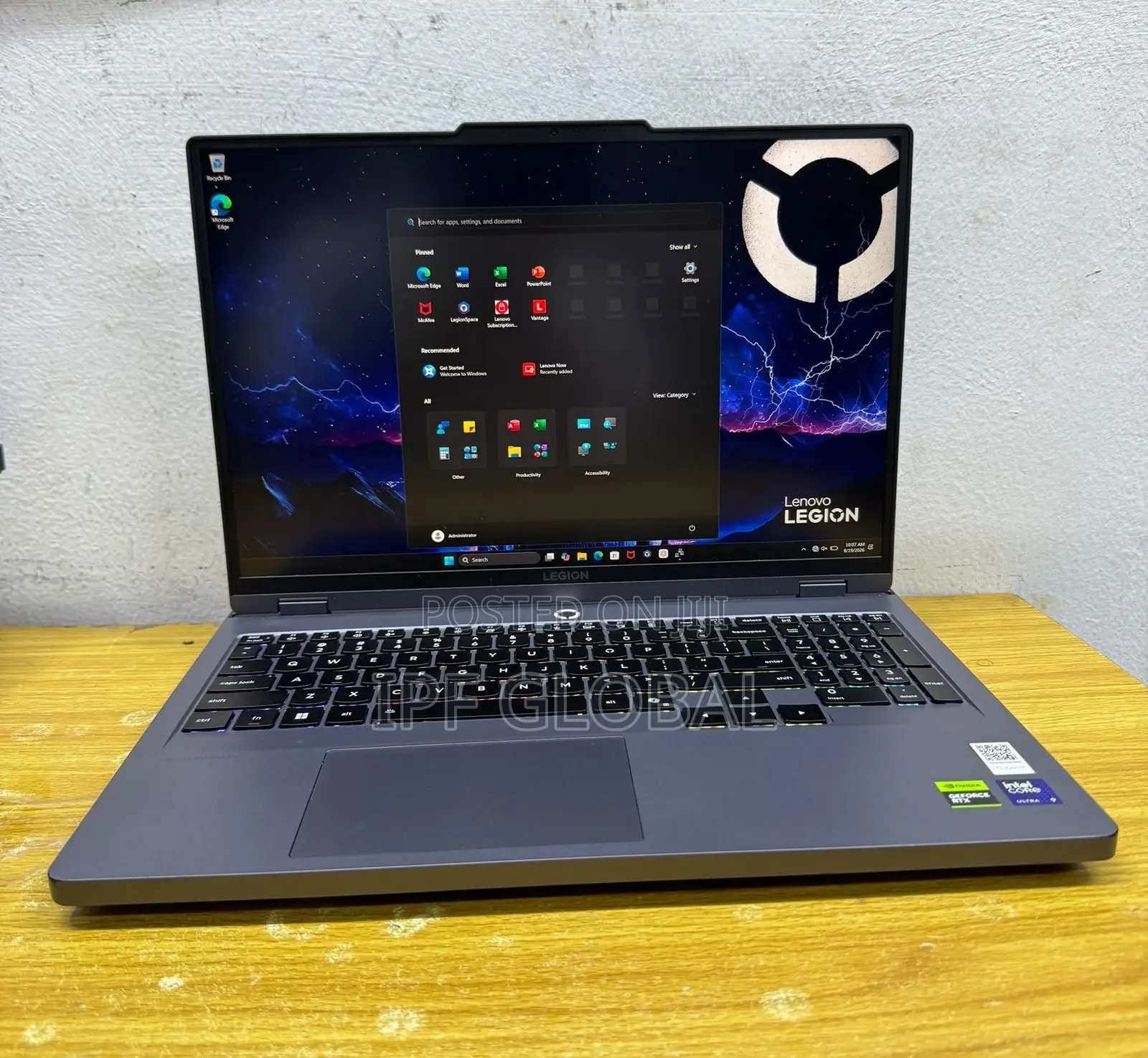 Laptop Lenovo Legion 5 32GB Intel Core Ultra 9 SSD 1T