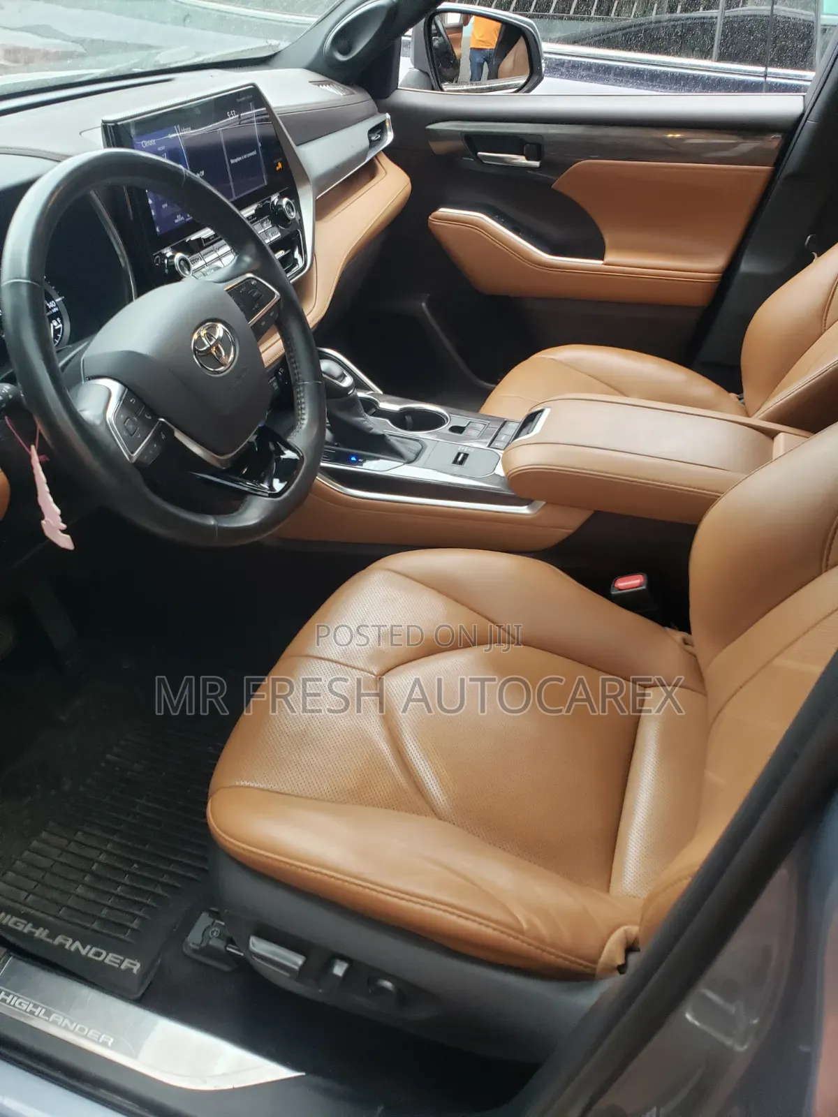 Toyota Highlander Platinum AWD 2020 Silver
