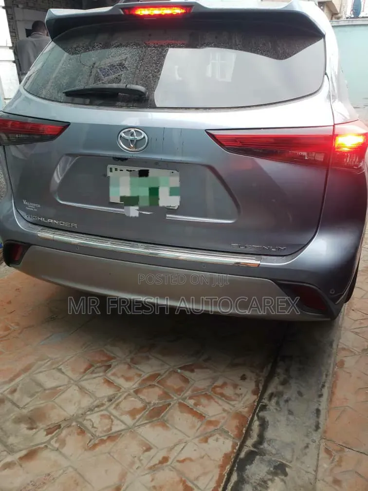 Toyota Highlander Platinum AWD 2020 Silver
