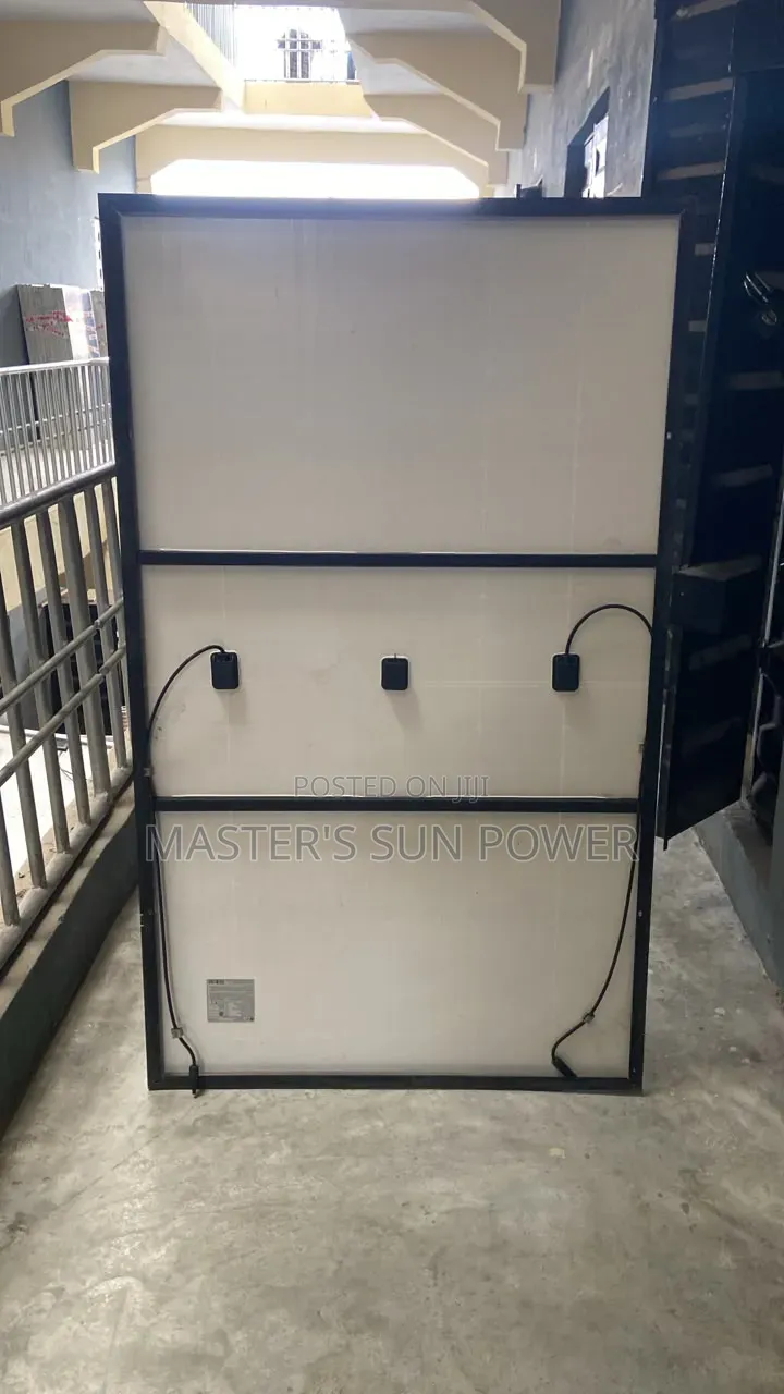 Longi Solar Panel