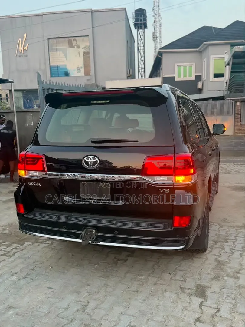 Toyota Land Cruiser 2020 Matt Black