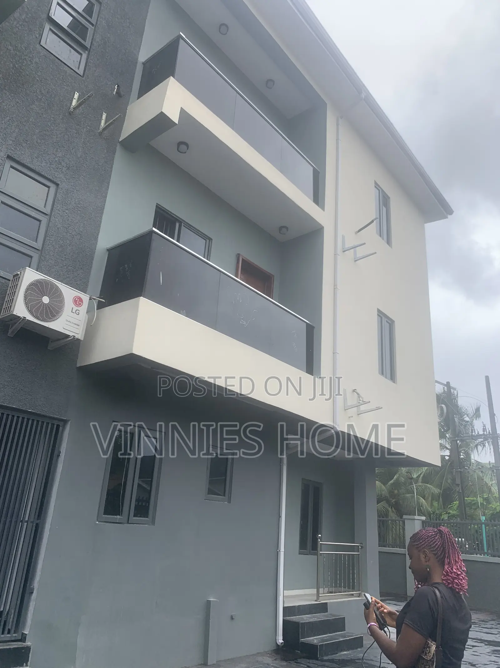 4bdrm Duplex in Lekki Phase 1 for rent