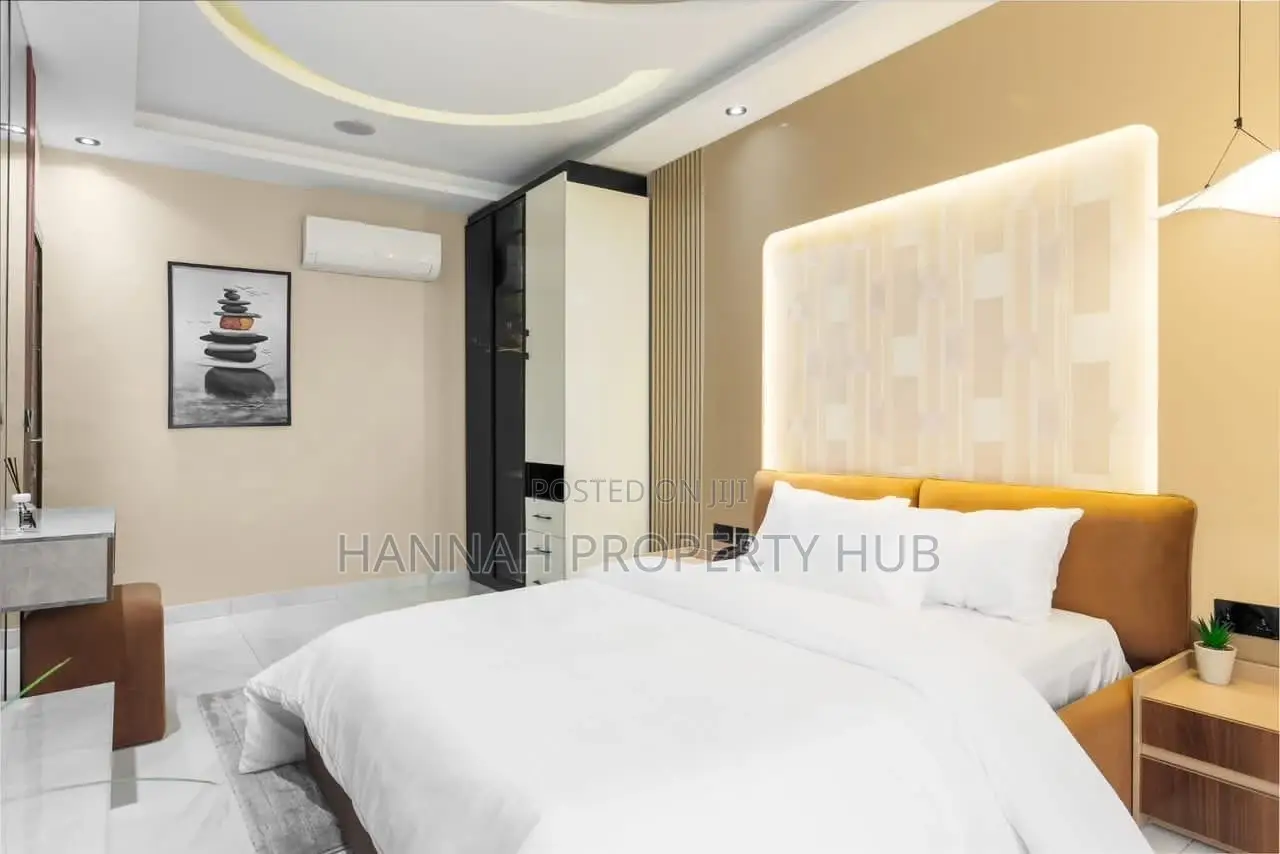Luxurious 3 Bedroom Apartment