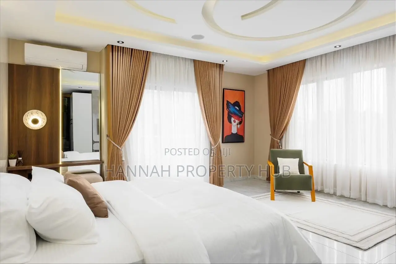 Luxurious 3 Bedroom Apartment