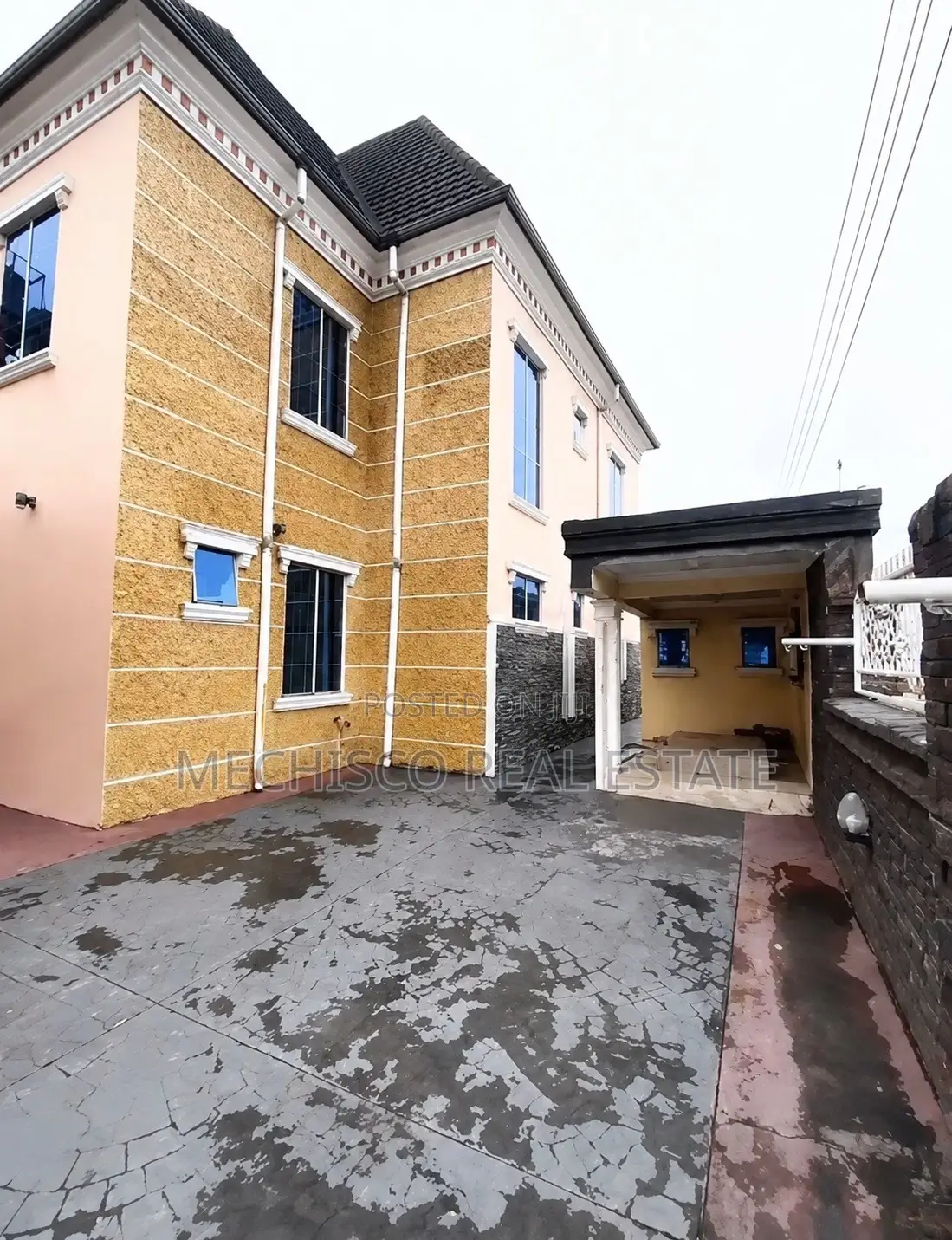 3bdrm Duplex in Harmony Estate, Eliozu for sale